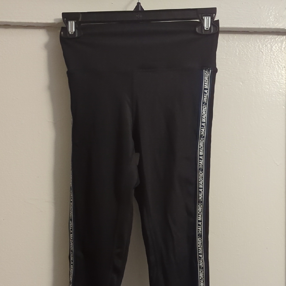 Black Side-Stripe Logo Leggings